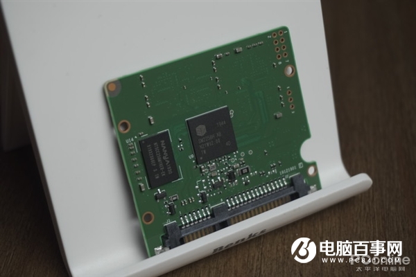 SATA固態(tài)的“超大杯”！浦科特M8VC Plus 1TB SSD上手