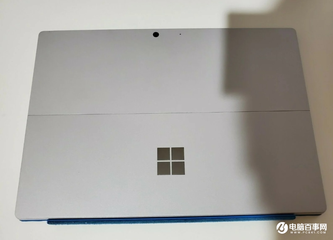 微軟 Surface Pro 8 工程機(jī)被曝光出售：搭載 Intel i7-1165G7 處理器，32GB 內(nèi)存