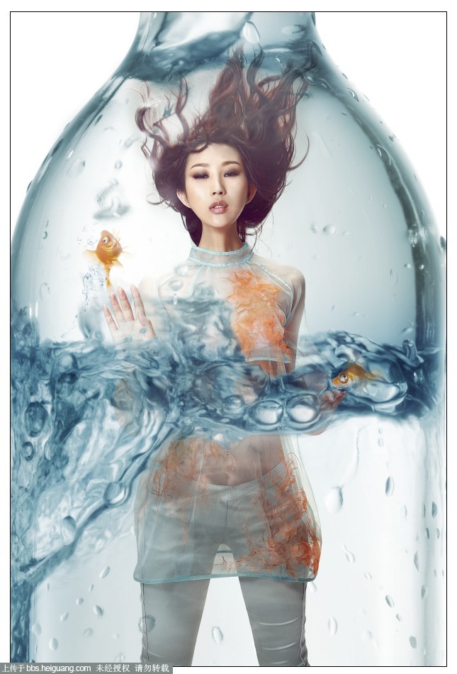 PS創(chuàng)意合成玻璃瓶中被水淹沒的美女