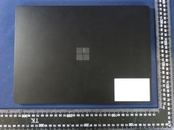 微軟Surface Laptop 4真機(jī)諜照曝光:有望搭載AMD銳龍5000 APU