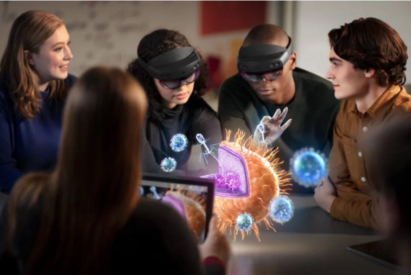 短期內(nèi)無望，微軟坦承 HoloLens 2 消費(fèi)者版還未準(zhǔn)備好