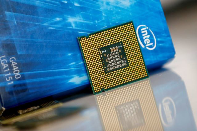 AMD 來勢洶洶，英特爾服務(wù)器 CPU 祭出“價(jià)格”殺器