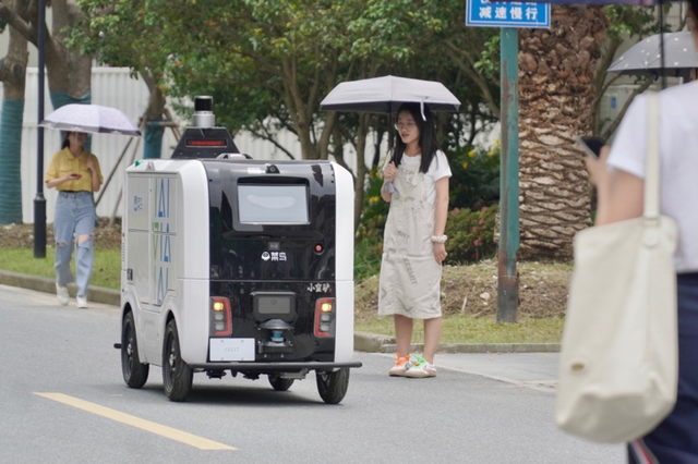 阿里巴巴達(dá)摩院?jiǎn)?dòng) L4 級(jí)無(wú)人卡車(chē)“大蠻驢”研發(fā),已開(kāi)始小范圍路測(cè)