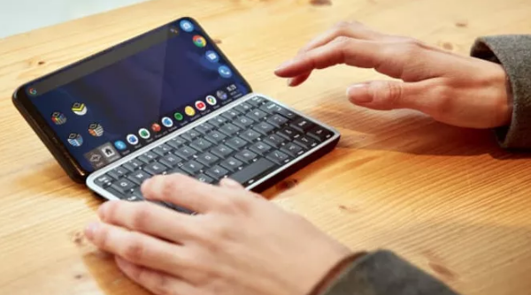 側(cè)滑全鍵盤設(shè)計，Planet Astro Slide 5G 發(fā)布：Android+Linux 雙系統(tǒng)