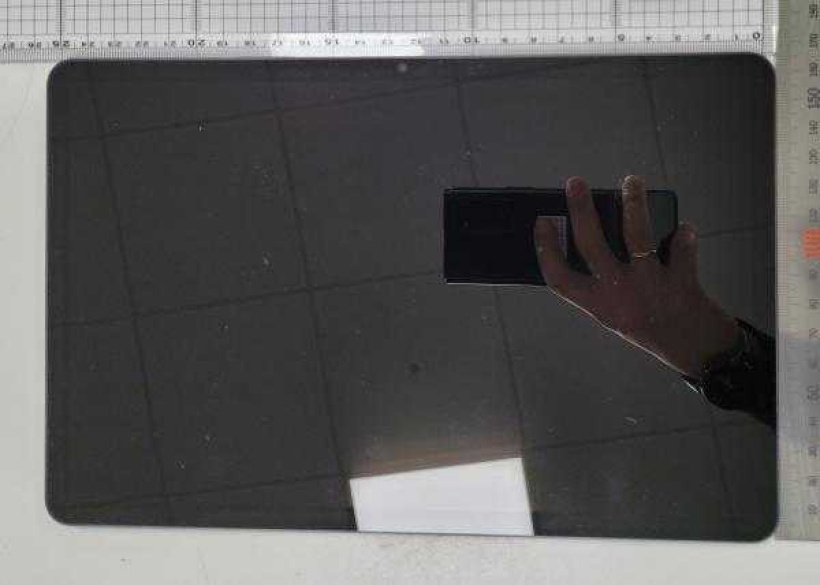 三星 Galaxy Tab S8 / S8+/S8 Ultra 真機(jī)圖現(xiàn)身：搭載驍龍 8，屏幕最大 14.6 英寸