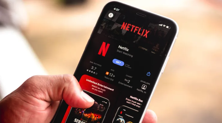 向廣告低頭，Netflix 考慮推出更便宜訂閱計劃