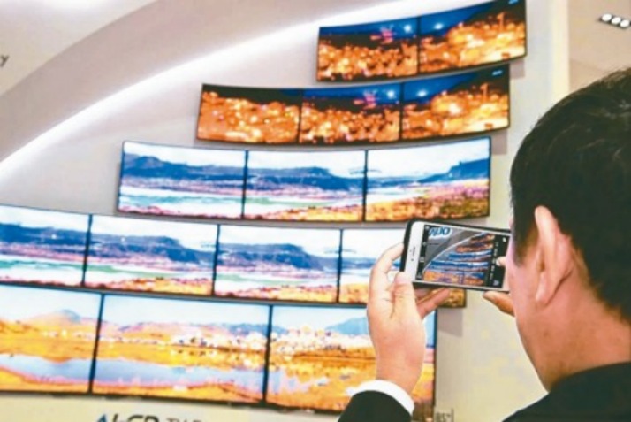 友達(dá)光電:Q1 歸屬母公司凈利潤(rùn)新臺(tái)幣 51.6 億元,面板出貨量比上季度減少 7%
