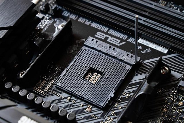 b550和x570區(qū)別是什么？哪個(gè)好？主板B550和X570差距對(duì)比知識(shí)