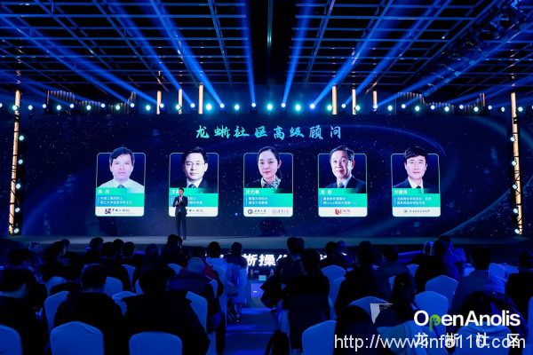 群擎并舉，眾芯共魂，龍蜥立于云智融合潮頭聚力共筑產(chǎn)業(yè)未來